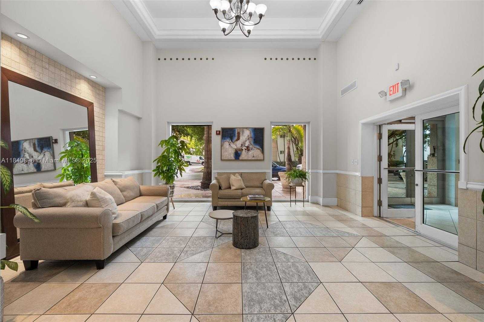 Small Image of 50 MENORES AVE #812, Coral Gables Number 18