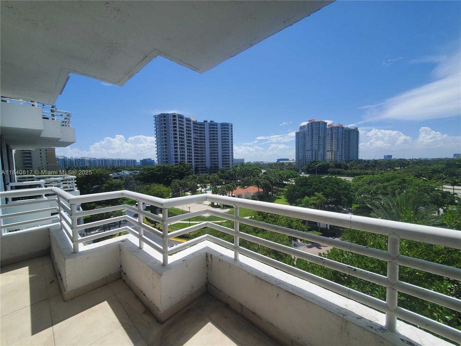 Small Image of 3300 NORTH EAST 192ND ST #602, Aventura Number 12