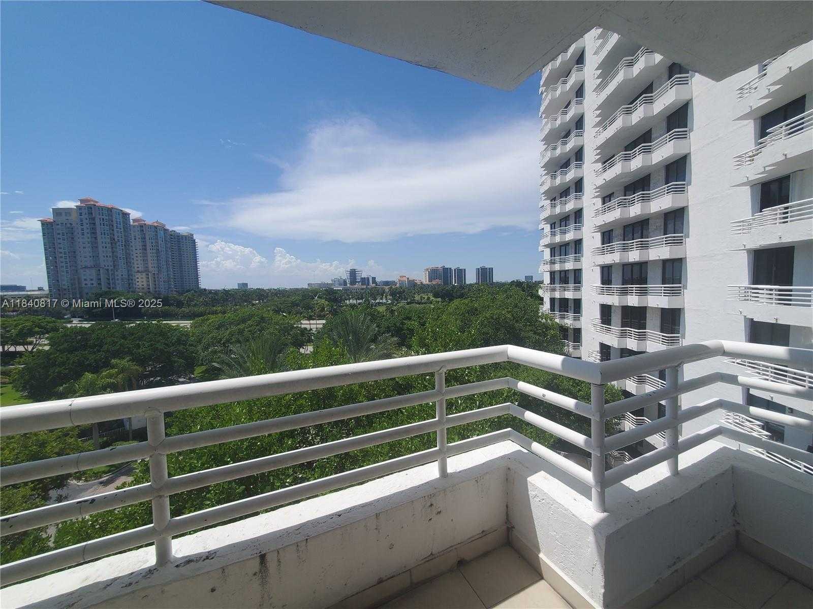 Small Image of 3300 NORTH EAST 192ND ST #602, Aventura Number 13