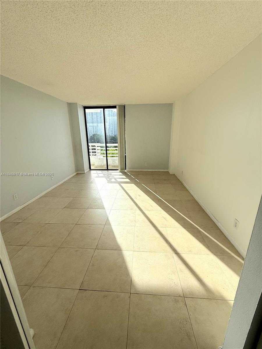 Small Image of 3300 NORTH EAST 192ND ST #602, Aventura Number 5