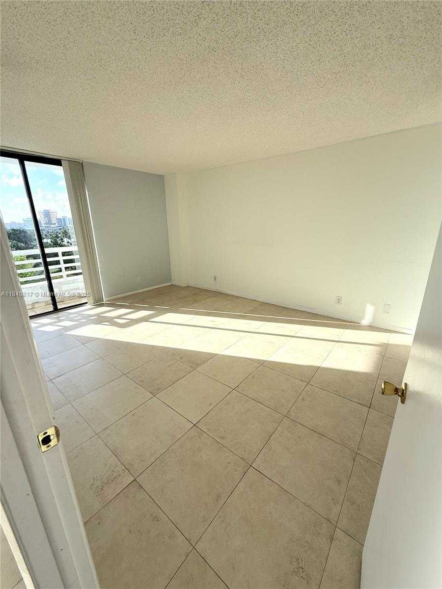 Small Image of 3300 NORTH EAST 192ND ST #602, Aventura Number 6