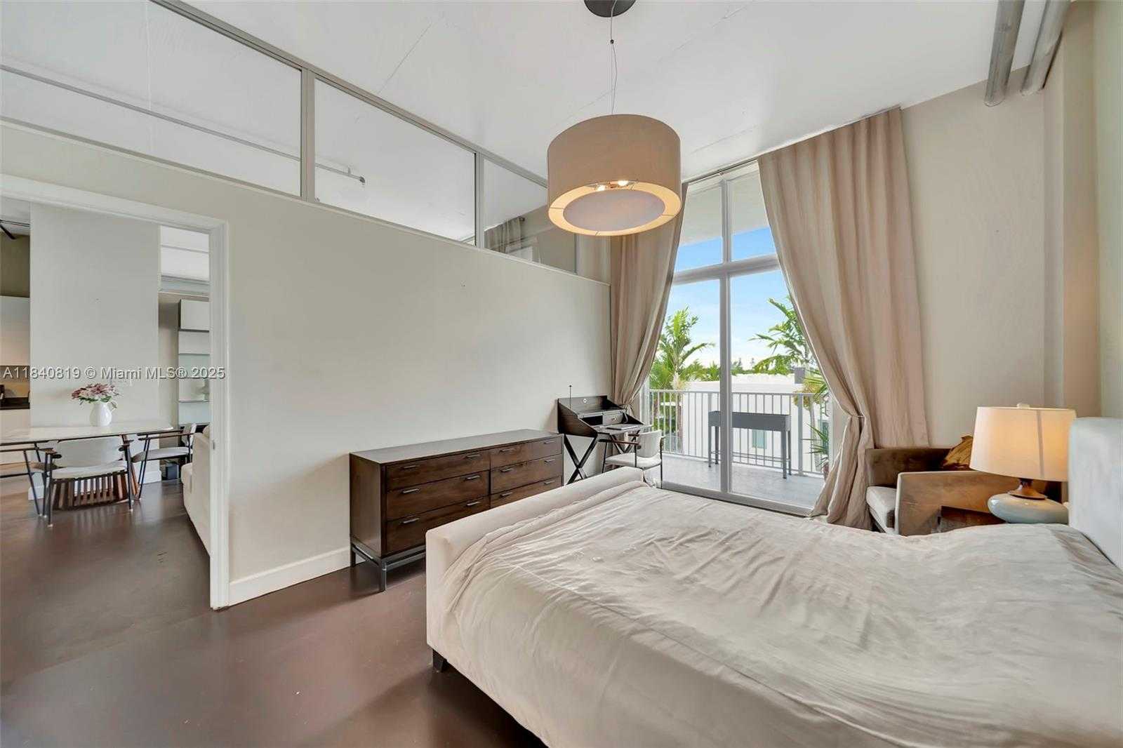 Small Image of 2100 VAN BUREN ST #421, Hollywood Number 15