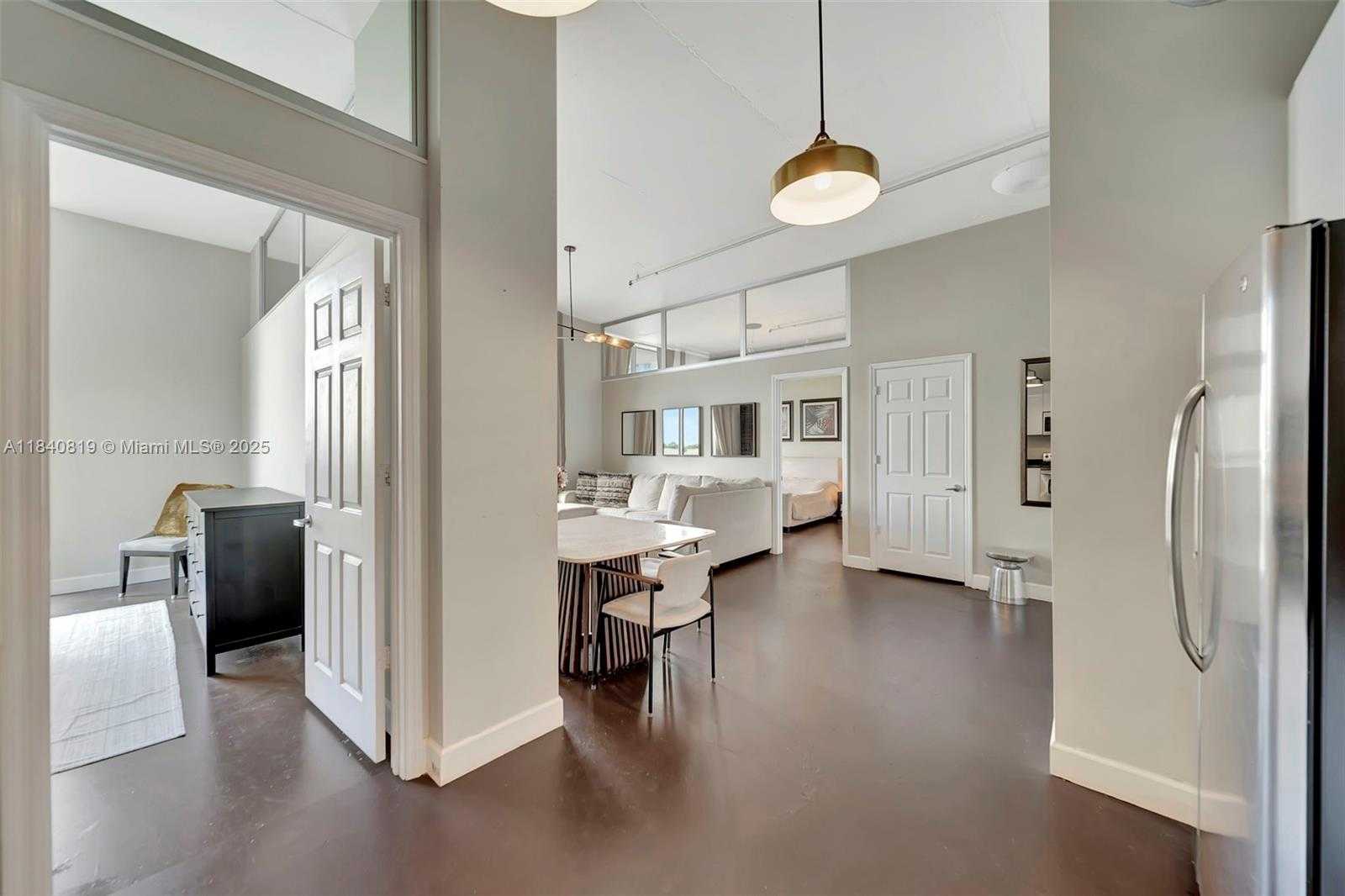 Small Image of 2100 VAN BUREN ST #421, Hollywood Number 23