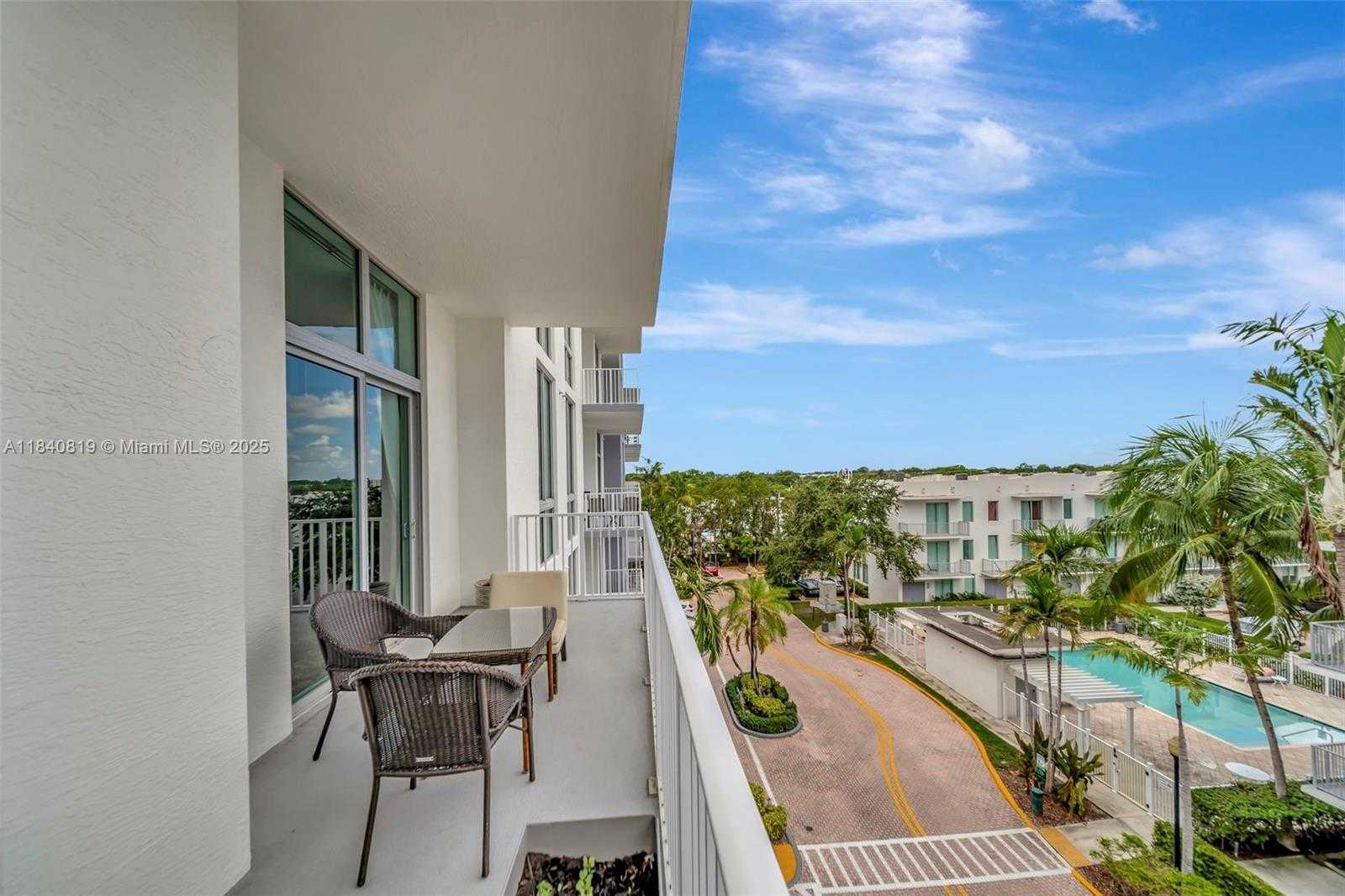 Small Image of 2100 VAN BUREN ST #421, Hollywood Number 6