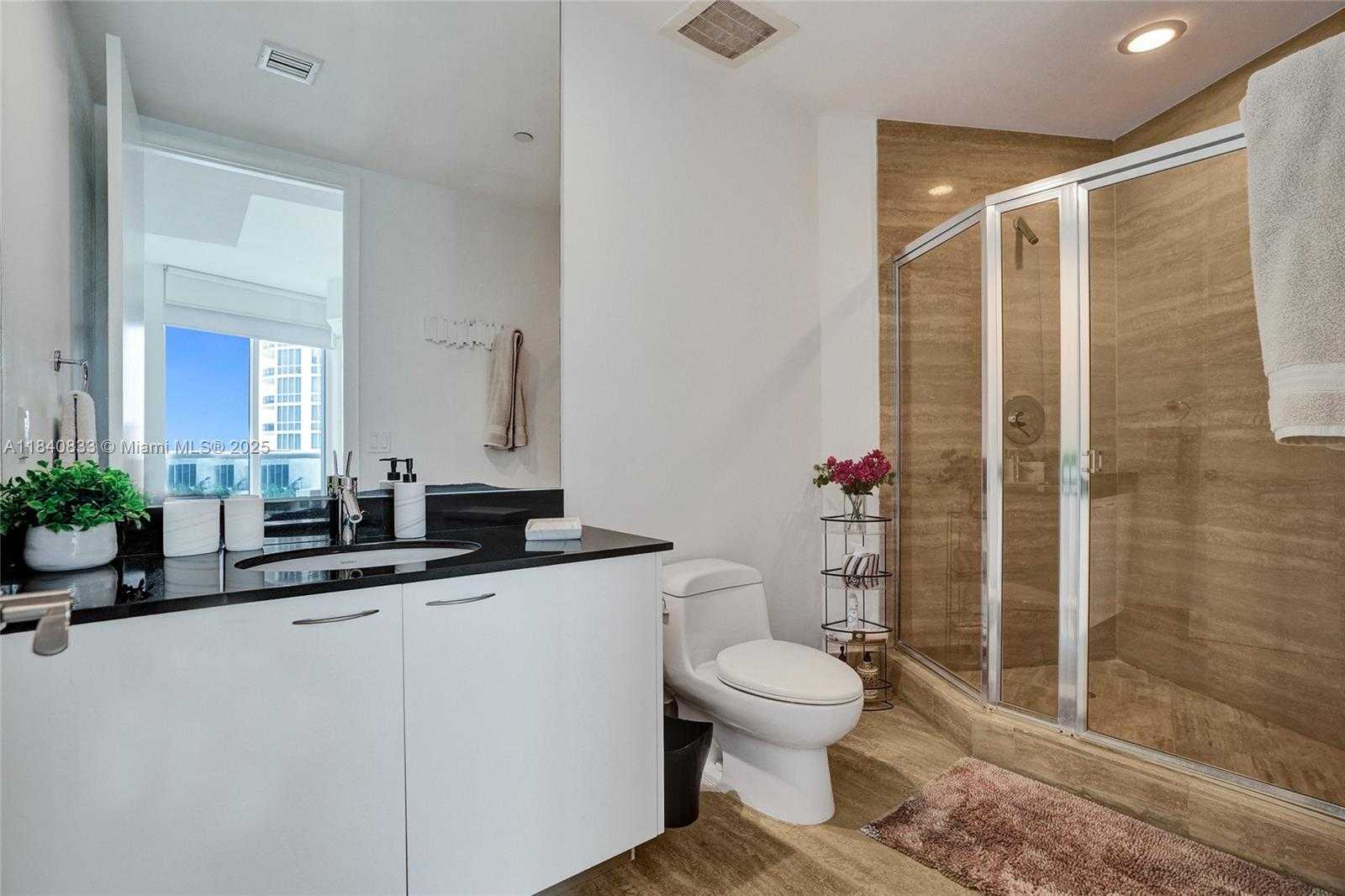 Small Image of 31 SOUTH EAST 6TH ST #2104, Miami Number 18