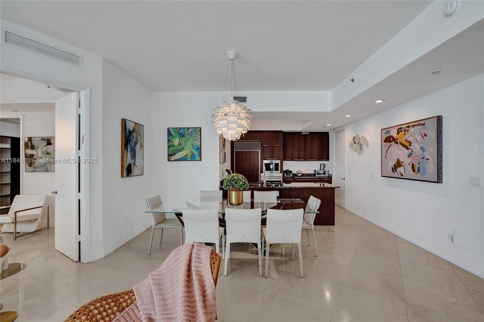 Small Image of 31 SOUTH EAST 6TH ST #2104, Miami Number 20