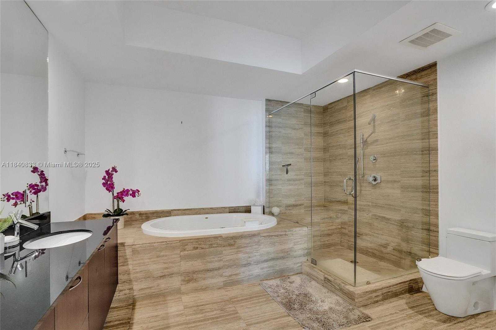 Small Image of 31 SOUTH EAST 6TH ST #2104, Miami Number 35