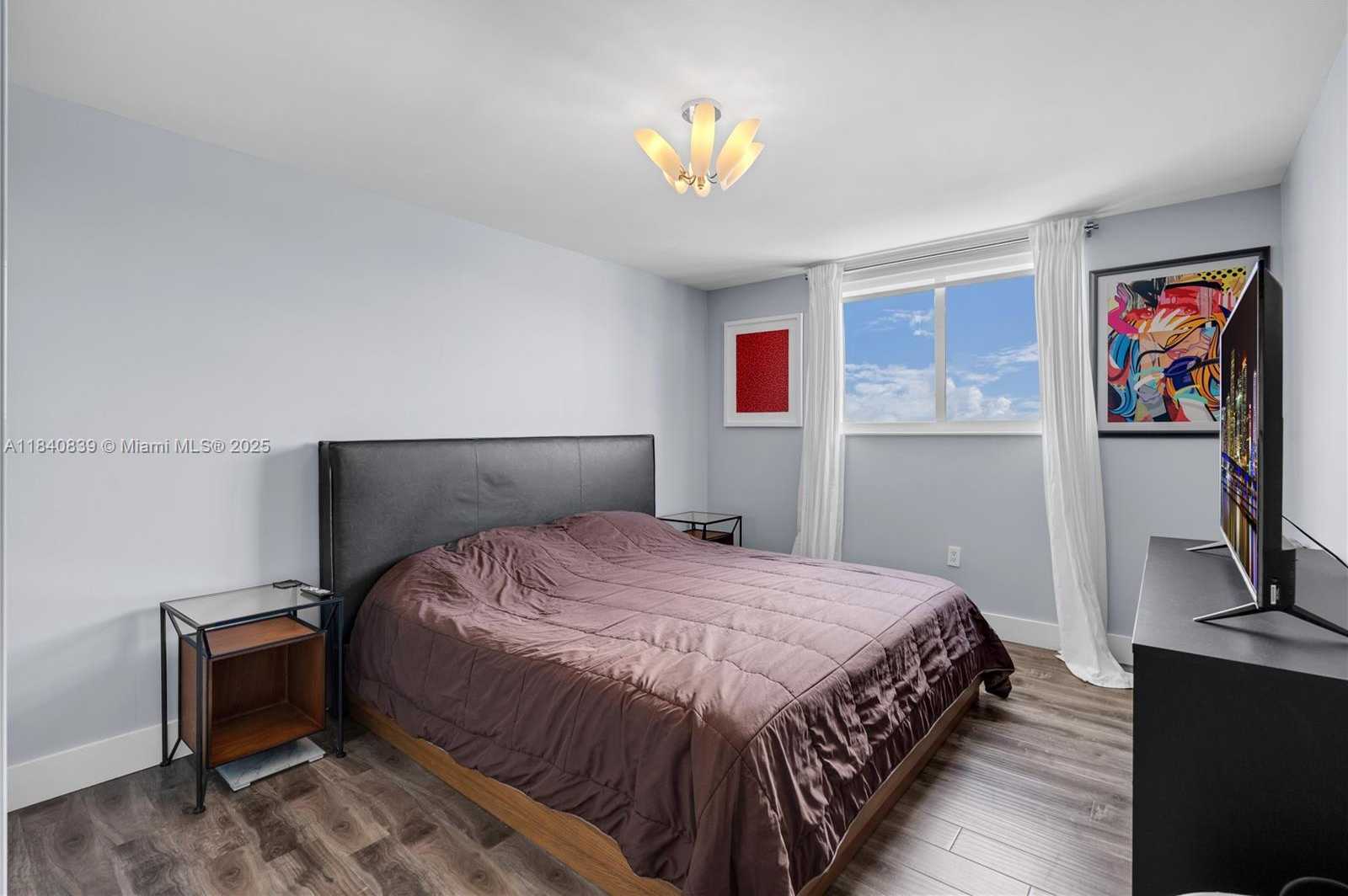 Small Image of 1688 WEST AVE #1209, Miami Beach Number 9