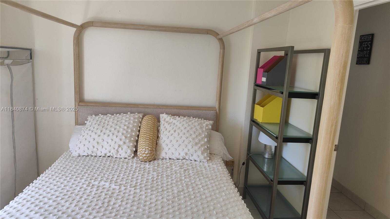 Small Image of 2201 BRICKELL AVE #96, Miami Number 16