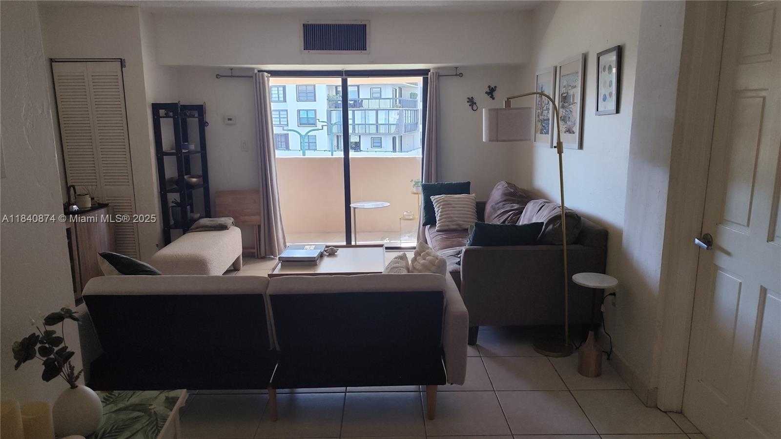 Small Image of 2201 BRICKELL AVE #96, Miami Number 8