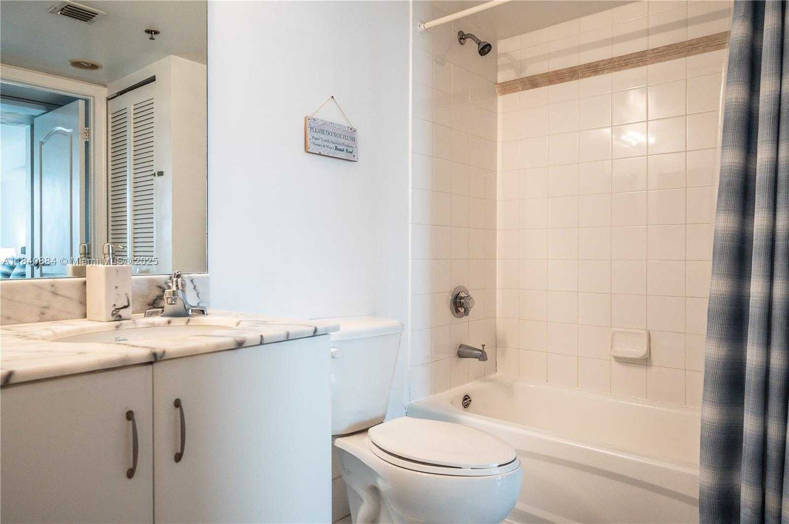 Small Image of 1200 BRICKELL BAY DR #3821, Miami Number 16