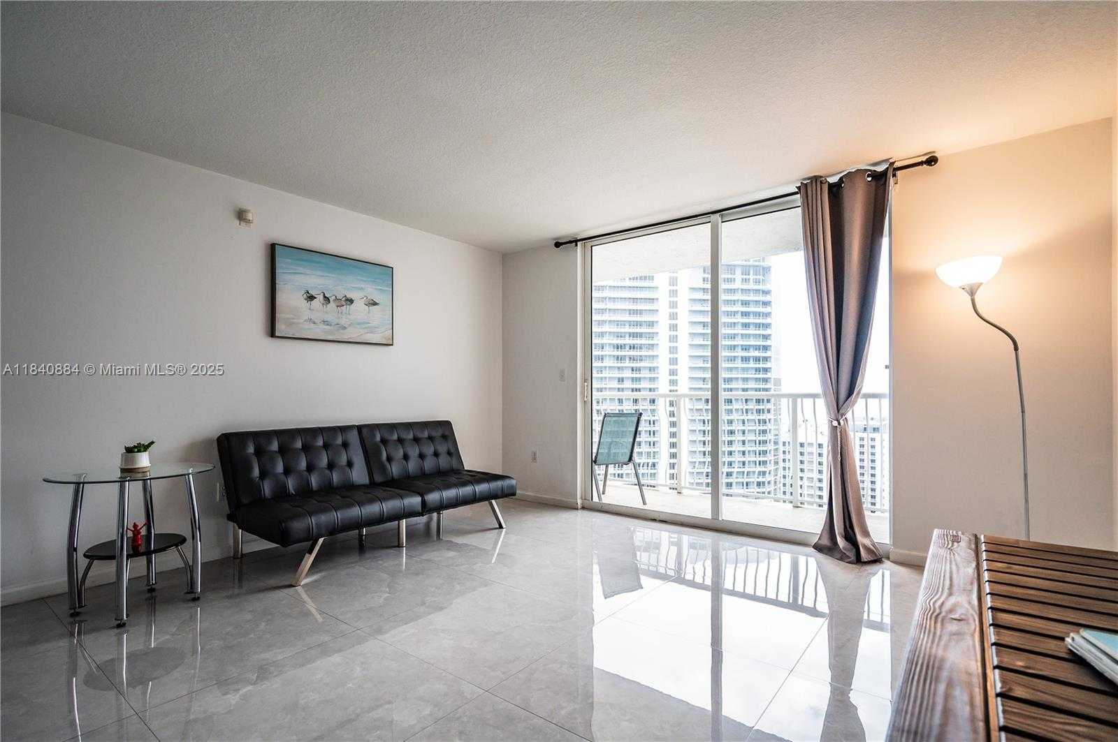 Small Image of 1200 BRICKELL BAY DR #3821, Miami Number 22