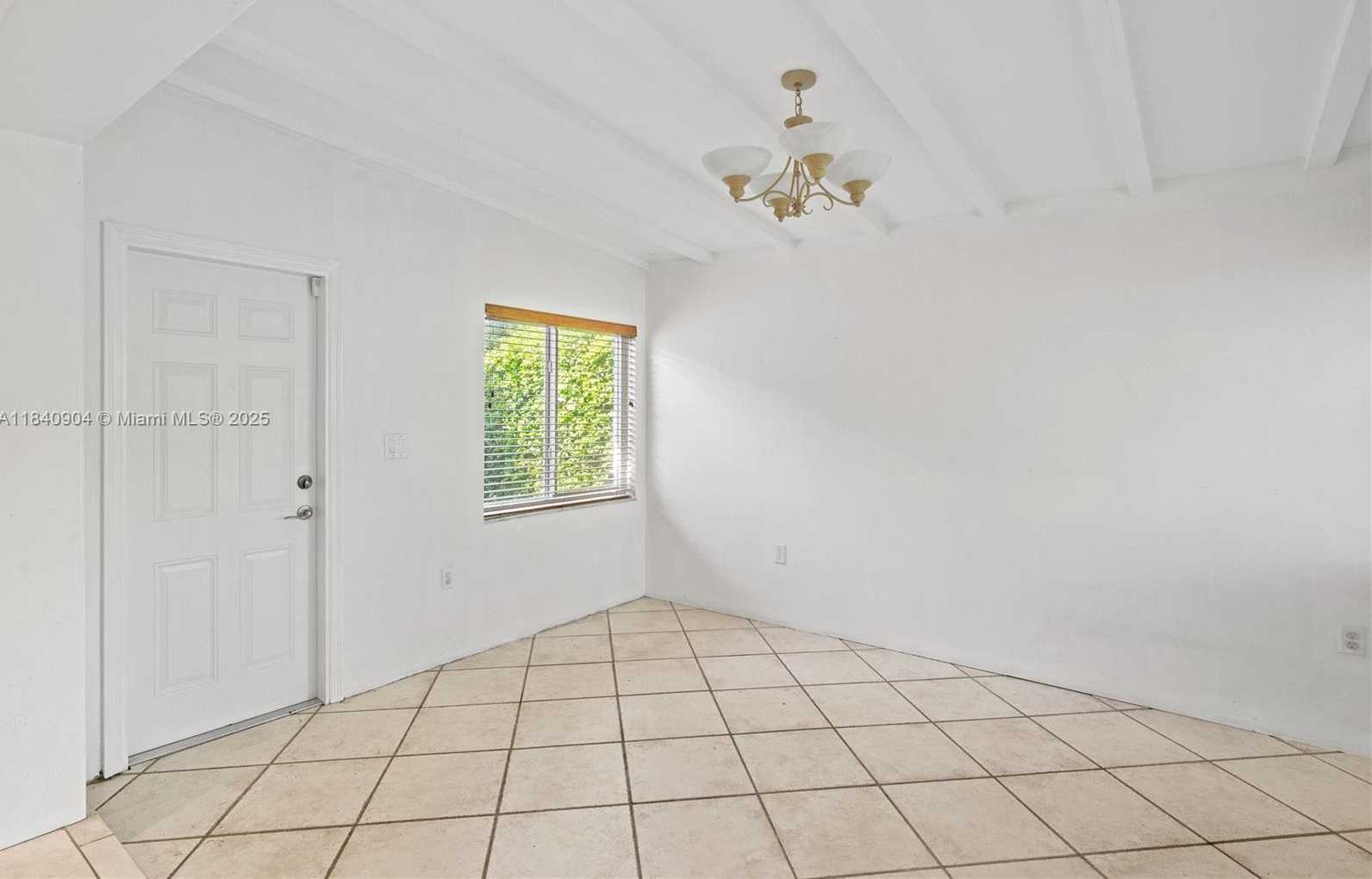 Small Image of 8475 SOUTH WEST 43RD ST, Miami Number 10