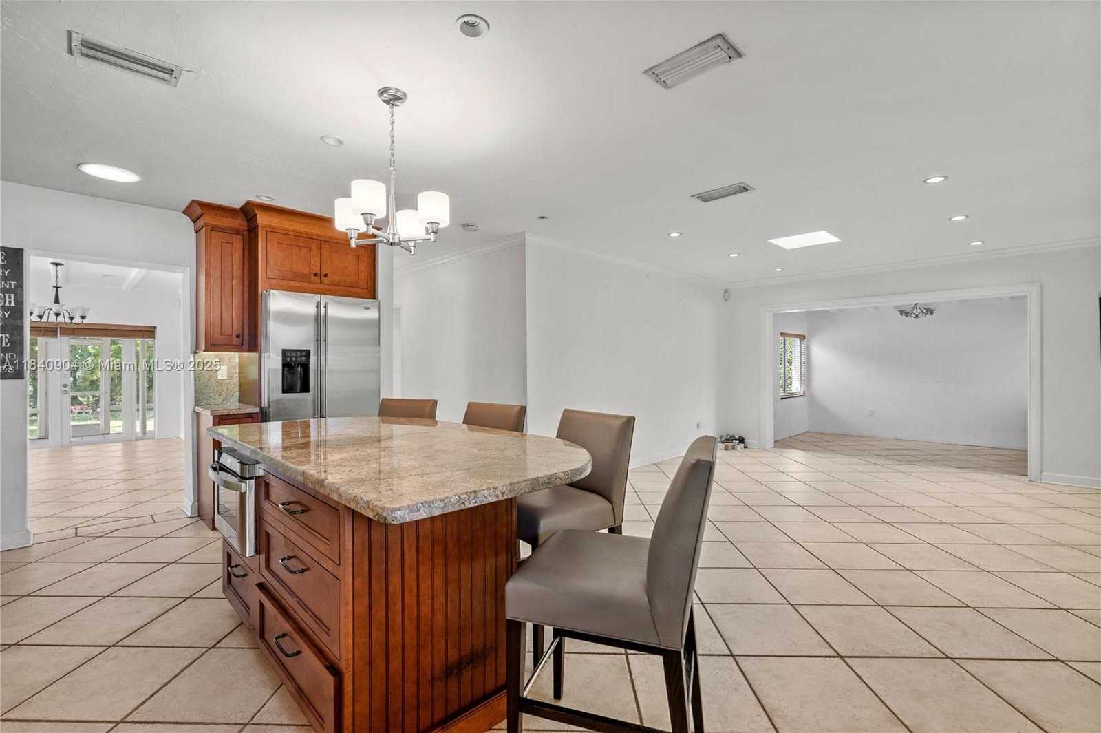 Small Image of 8475 SOUTH WEST 43RD ST, Miami Number 11
