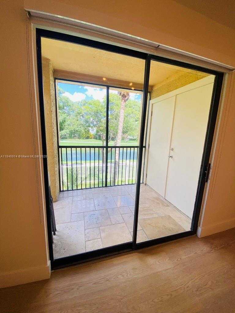 Small Image of 10581 SOUTH WEST 155TH CT #1227, Miami Number 19