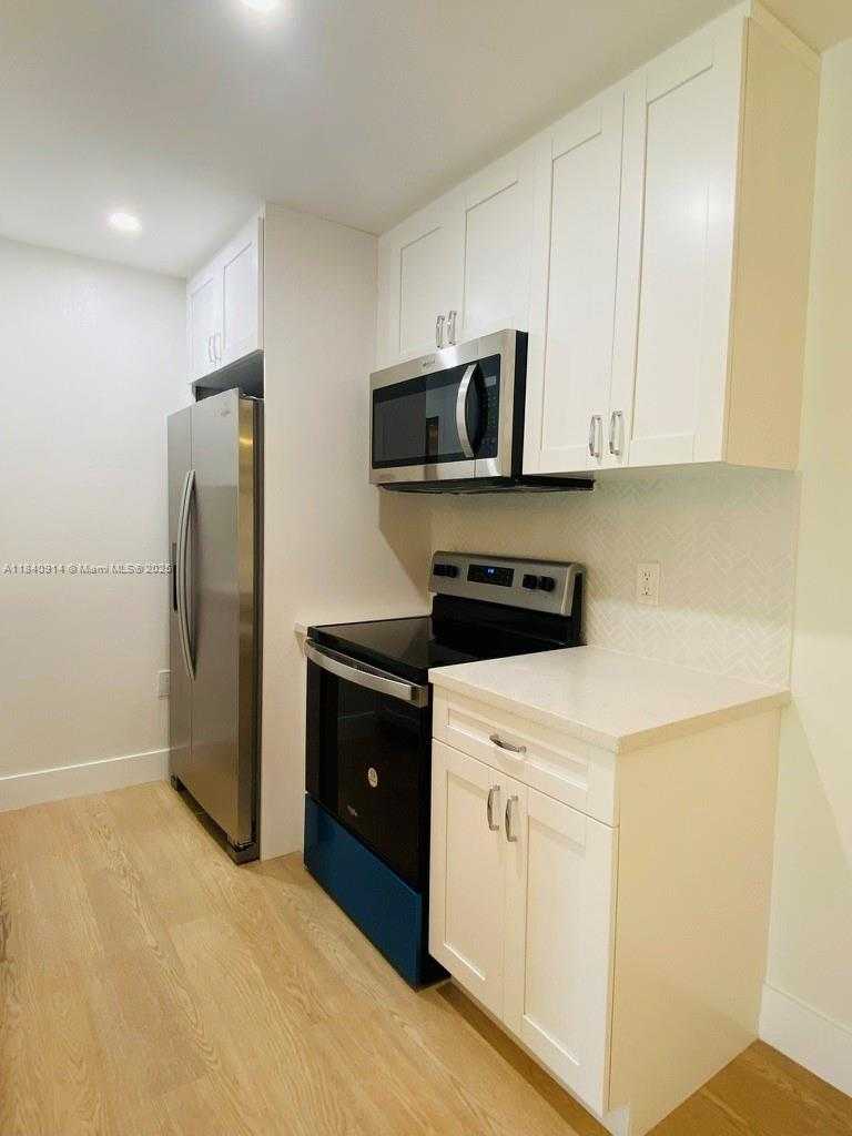 Small Image of 10581 SOUTH WEST 155TH CT #1227, Miami Number 5