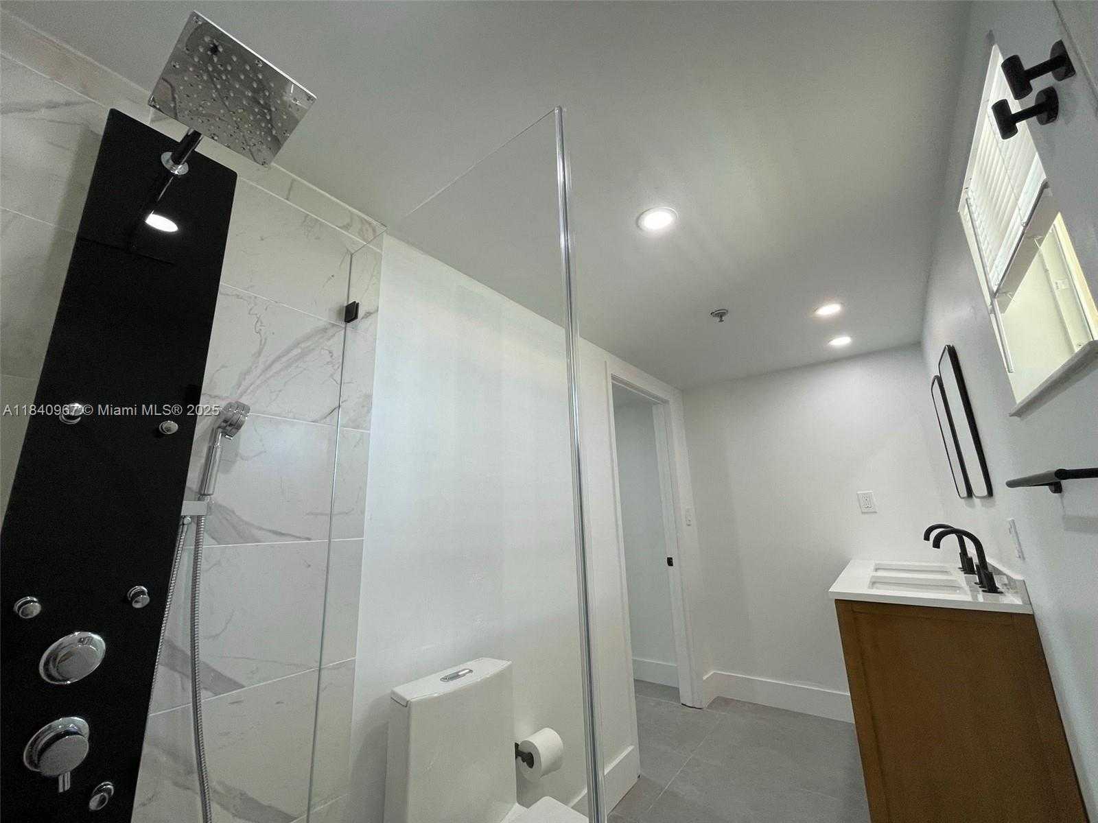 Small Image of 8888 COLLINS AVE #506, Surfside Number 11