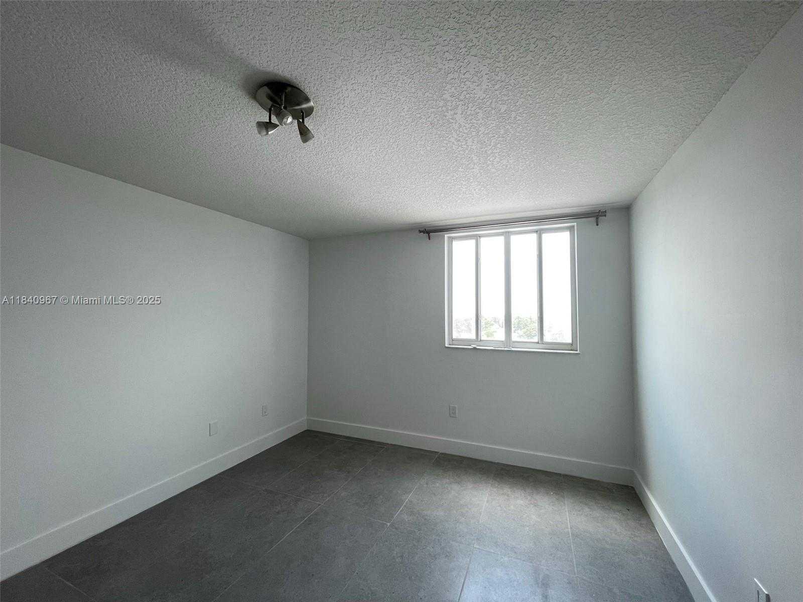 Small Image of 8888 COLLINS AVE #506, Surfside Number 15