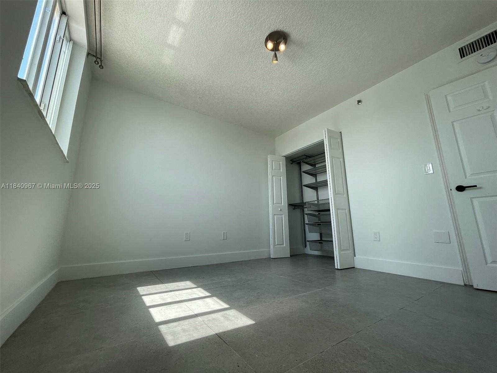 Small Image of 8888 COLLINS AVE #506, Surfside Number 16
