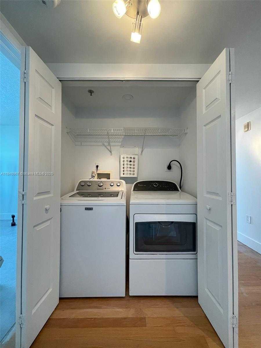 Small Image of 8888 COLLINS AVE #506, Surfside Number 25