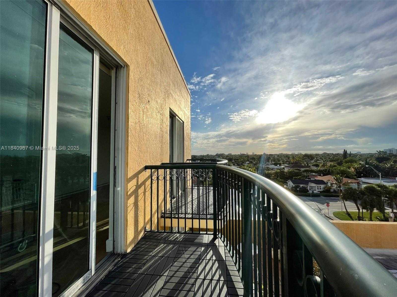 Small Image of 8888 COLLINS AVE #506, Surfside Number 28
