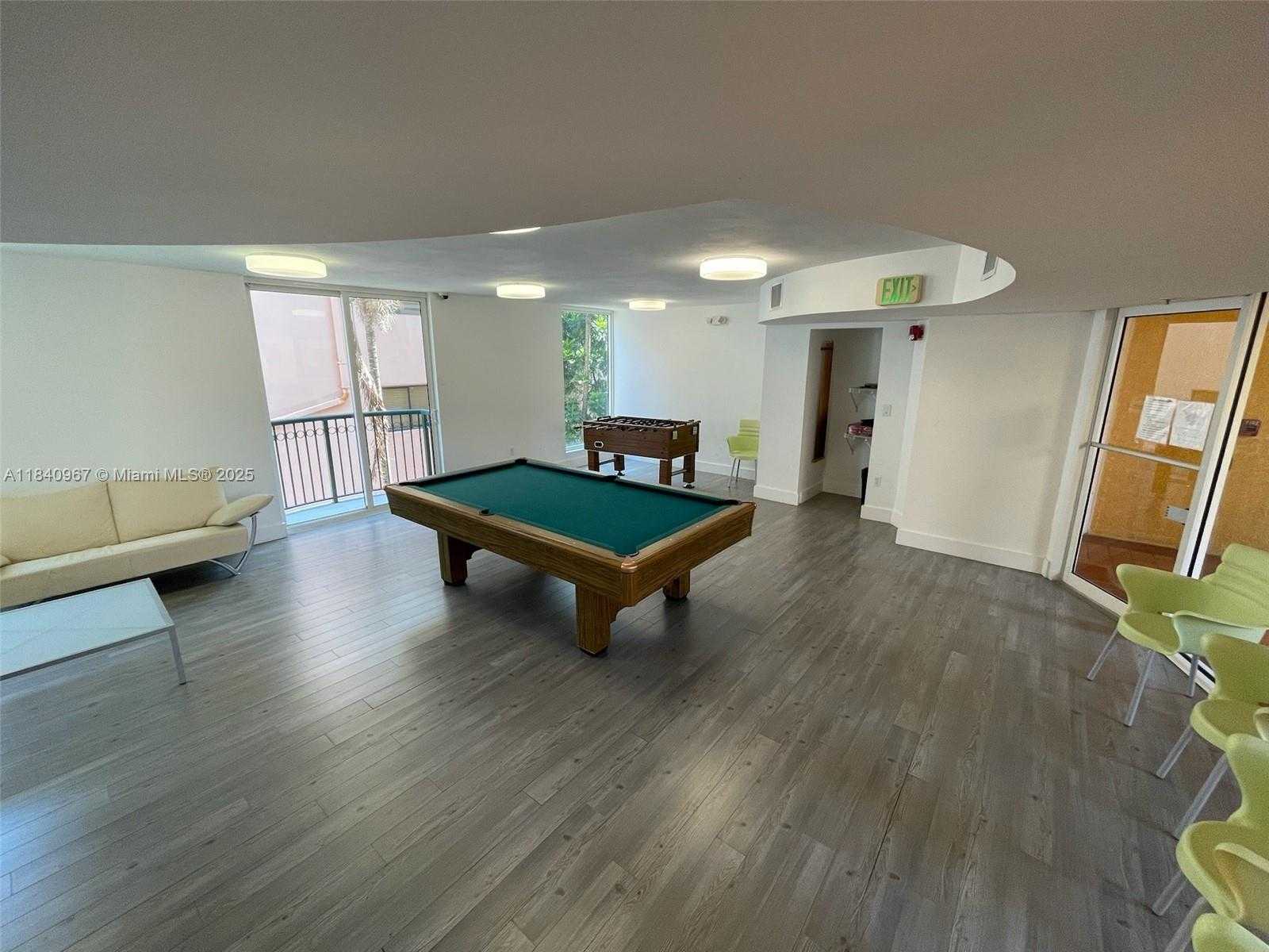 Small Image of 8888 COLLINS AVE #506, Surfside Number 29