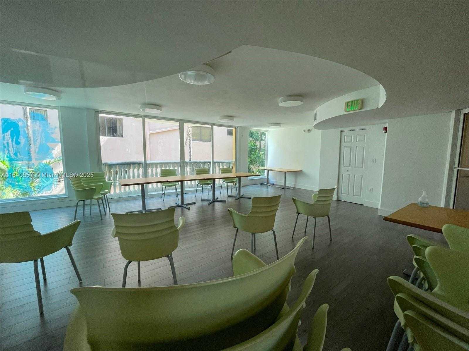 Small Image of 8888 COLLINS AVE #506, Surfside Number 32