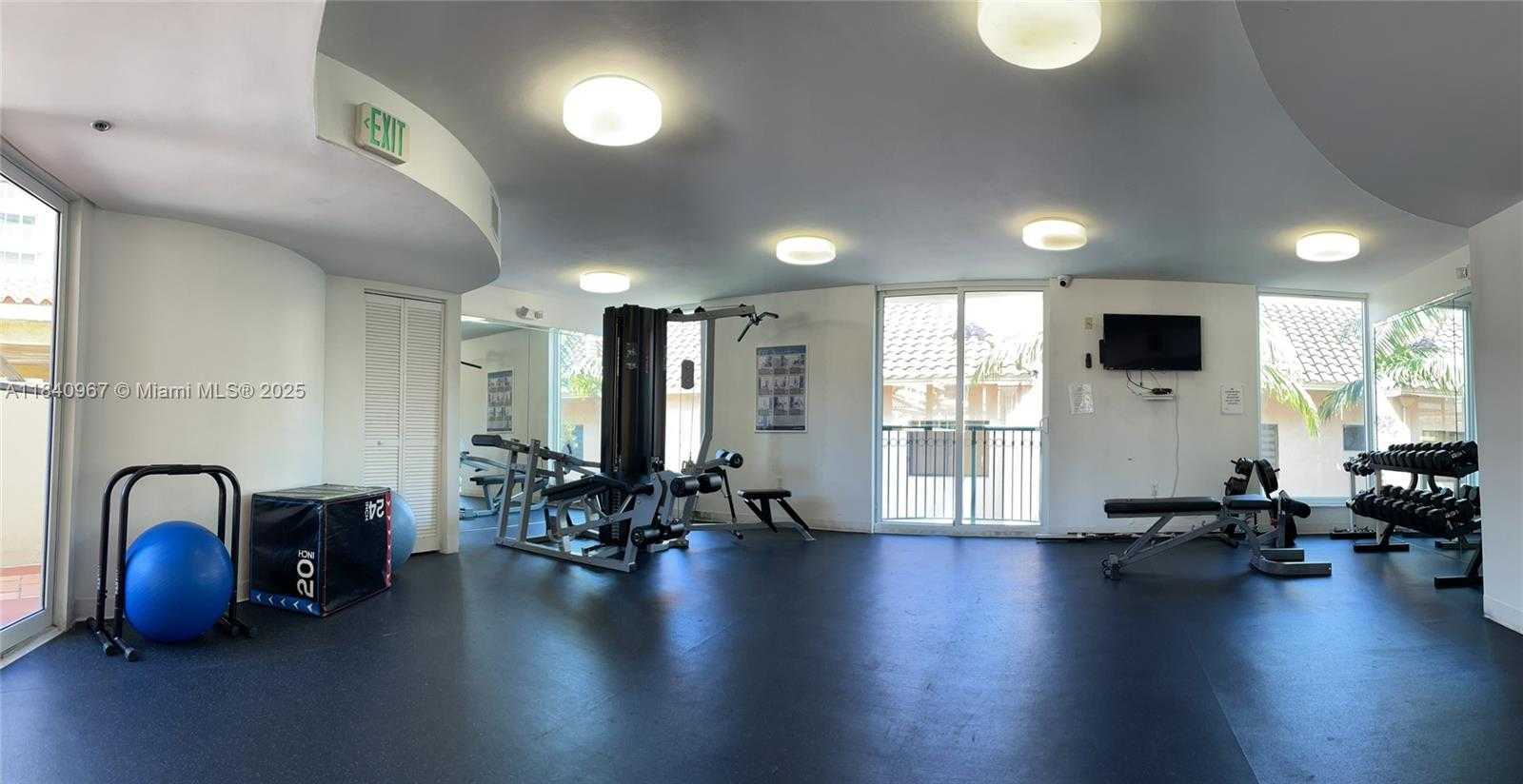 Small Image of 8888 COLLINS AVE #506, Surfside Number 33