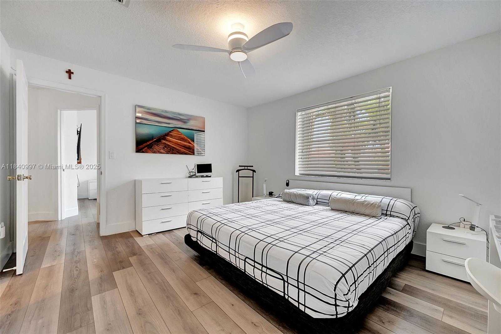 Small Image of 1187 NORTH WEST 123RD PL #204, Miami Number 18