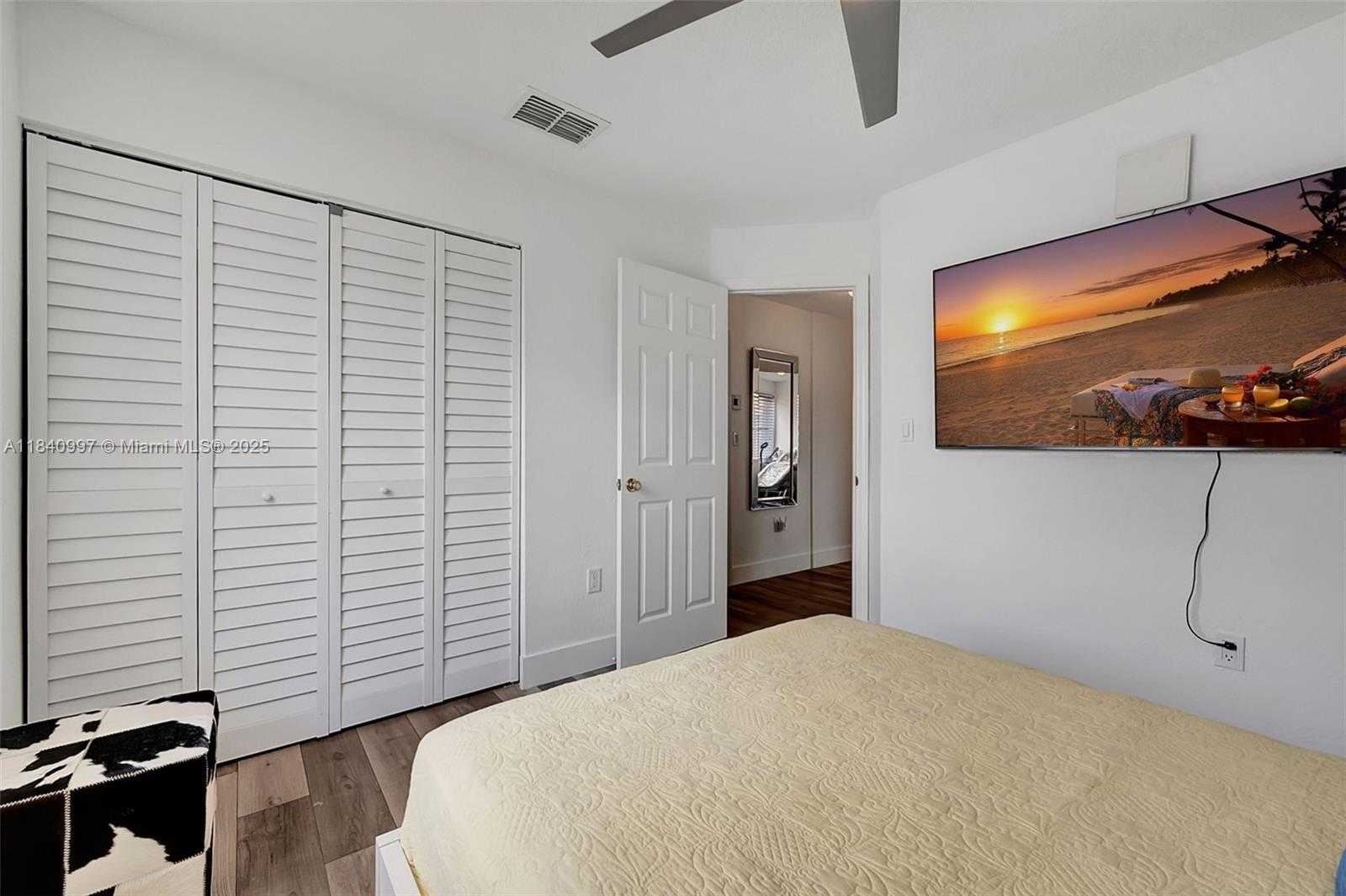 Small Image of 1187 NORTH WEST 123RD PL #204, Miami Number 21