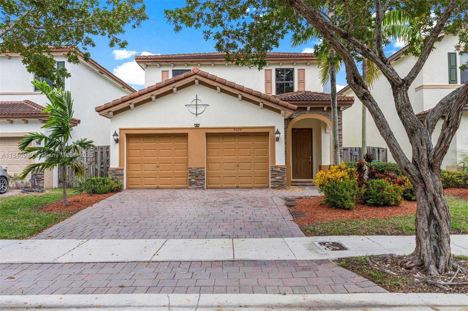 Small Image of 9329 SOUTH WEST 227TH TER, Cutler Bay Number 2