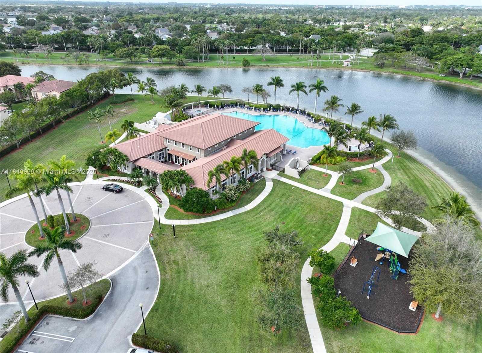 Small Image of 9329 SOUTH WEST 227TH TER, Cutler Bay Number 24