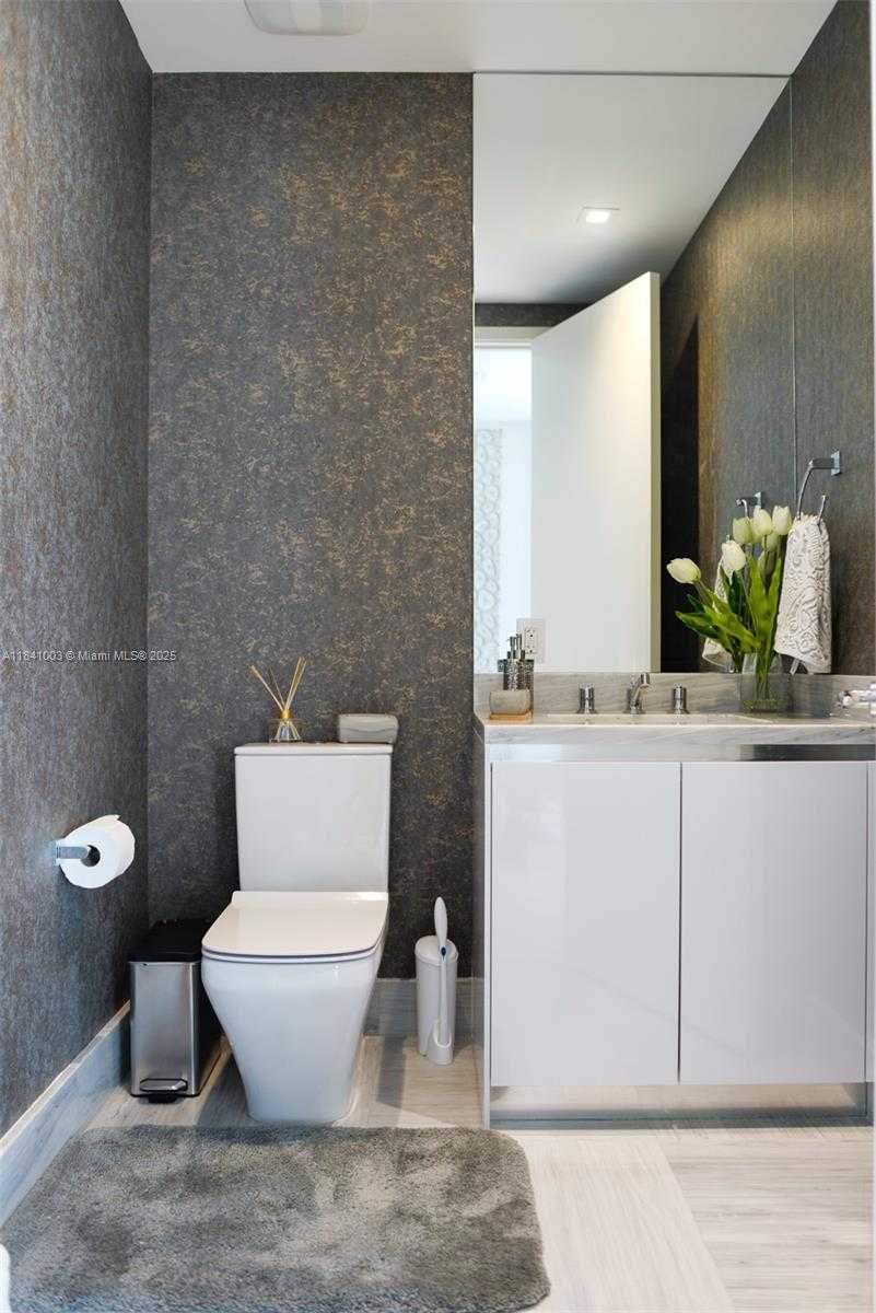 Small Image of 16901 COLLINS AVE #4005, Sunny Isles Beach Number 12