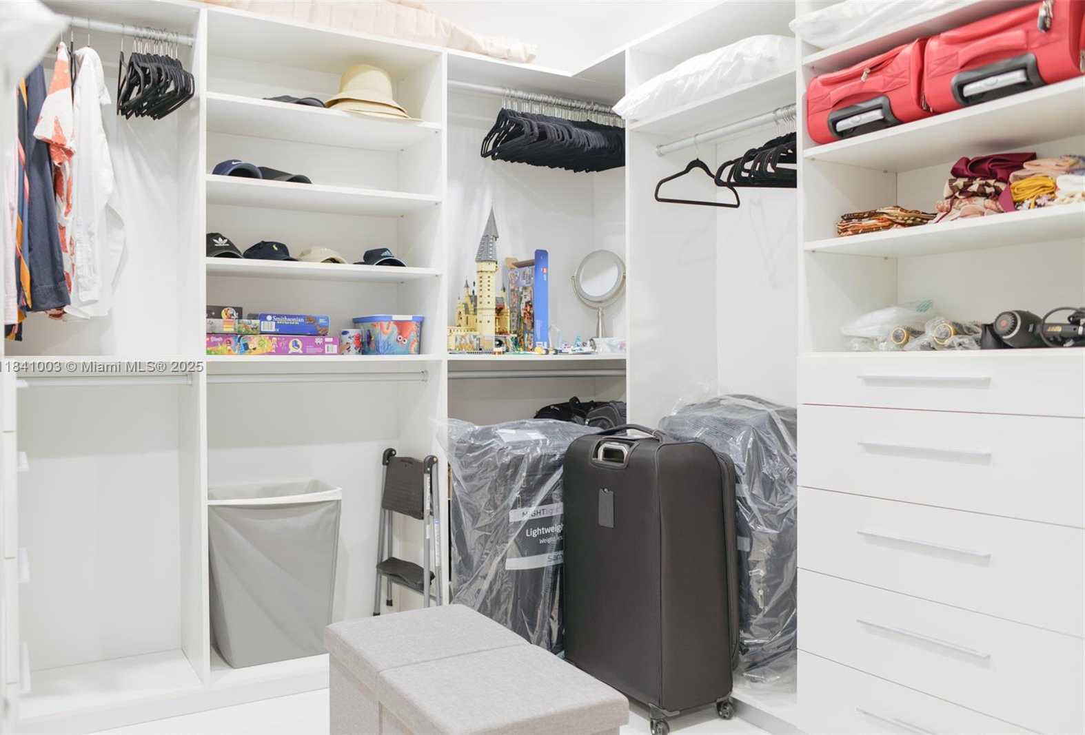 Small Image of 16901 COLLINS AVE #4005, Sunny Isles Beach Number 19