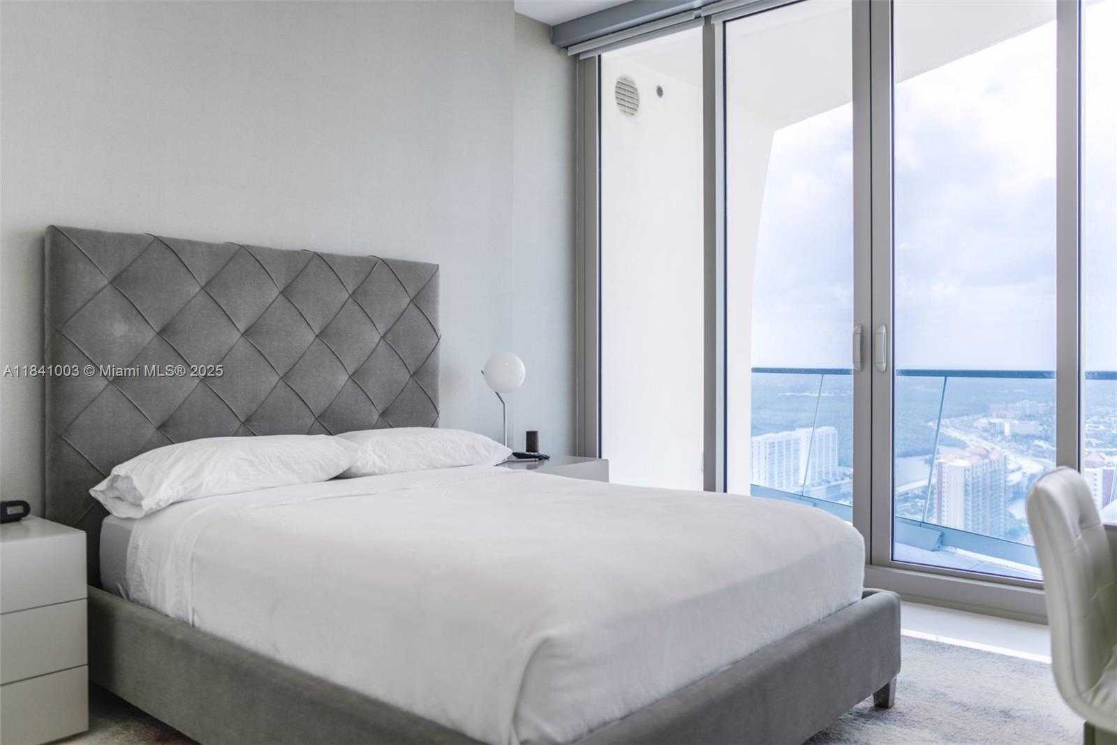 Small Image of 16901 COLLINS AVE #4005, Sunny Isles Beach Number 25