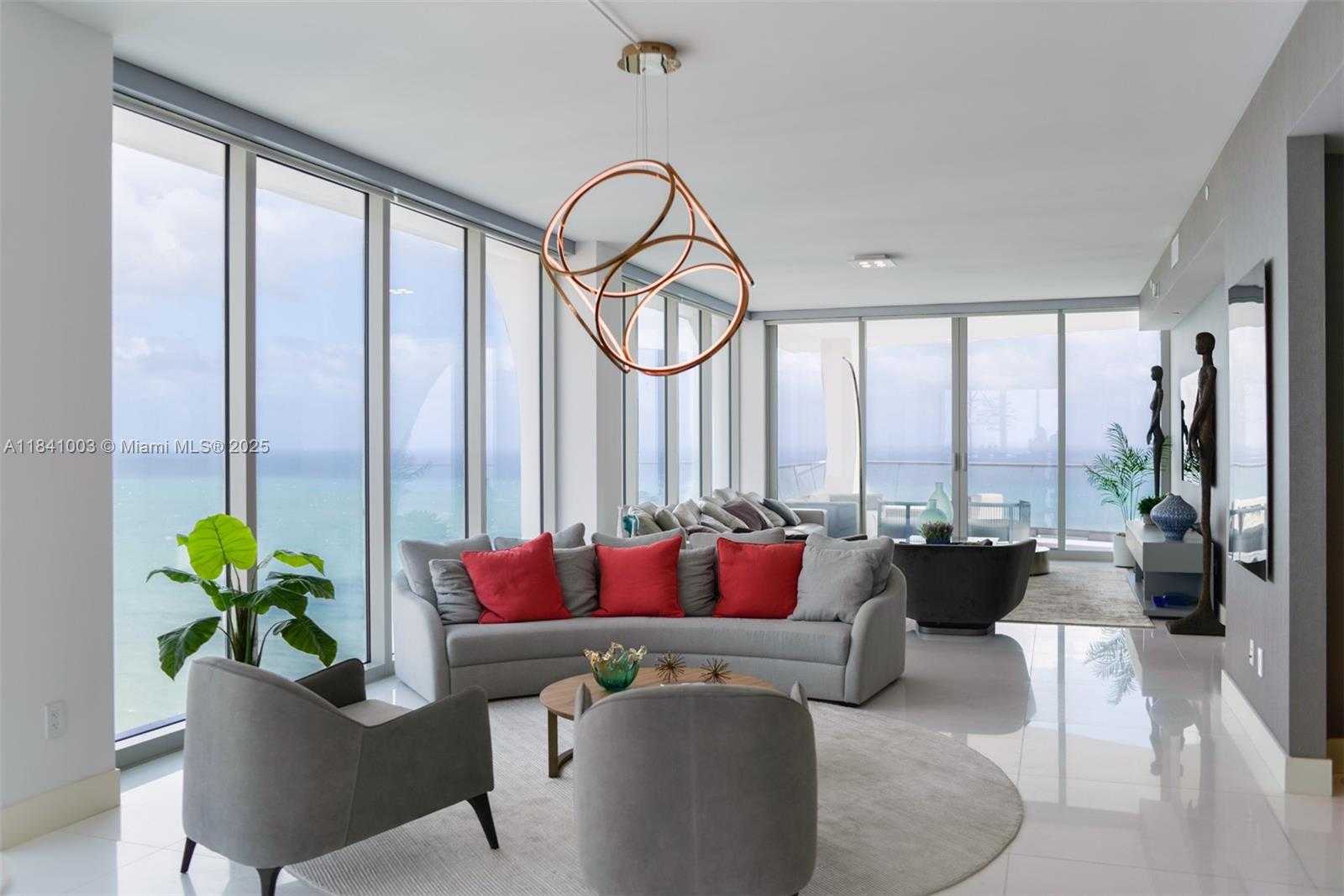 Small Image of 16901 COLLINS AVE #4005, Sunny Isles Beach Number 4
