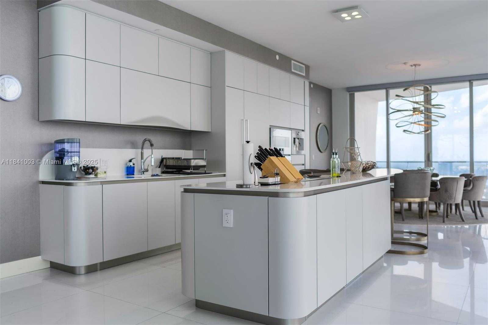 Small Image of 16901 COLLINS AVE #4005, Sunny Isles Beach Number 7