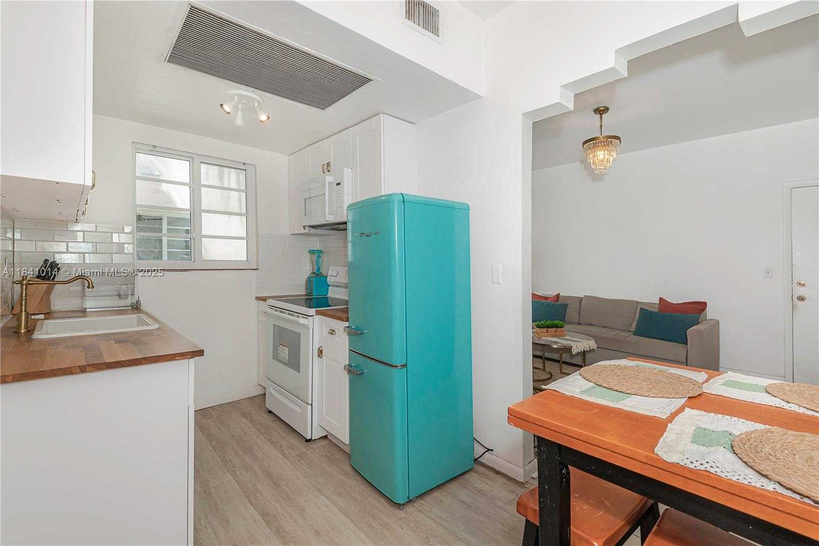 Small Image of 530 15TH ST #104, Miami Beach Number 11