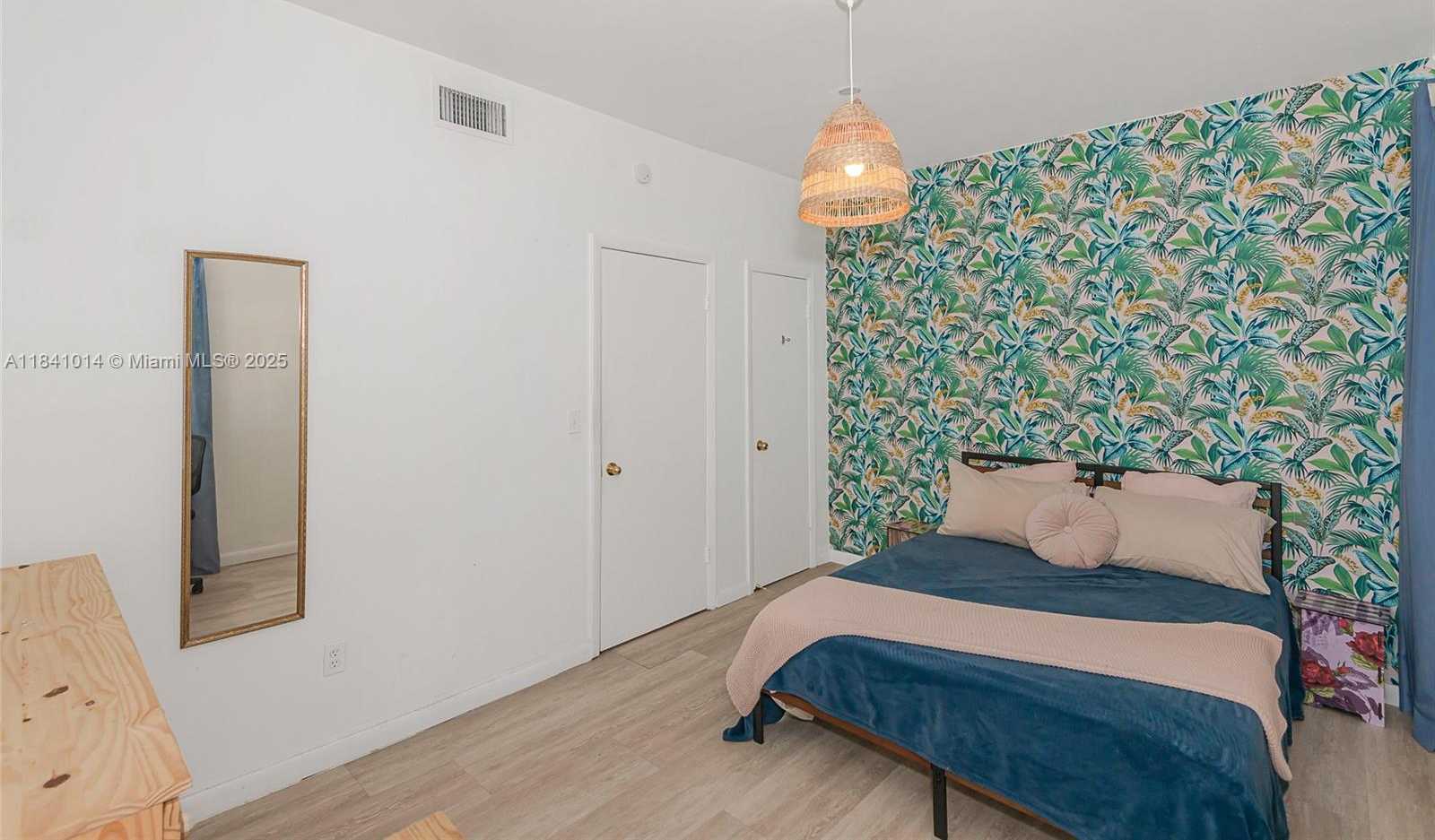 Small Image of 530 15TH ST #104, Miami Beach Number 18