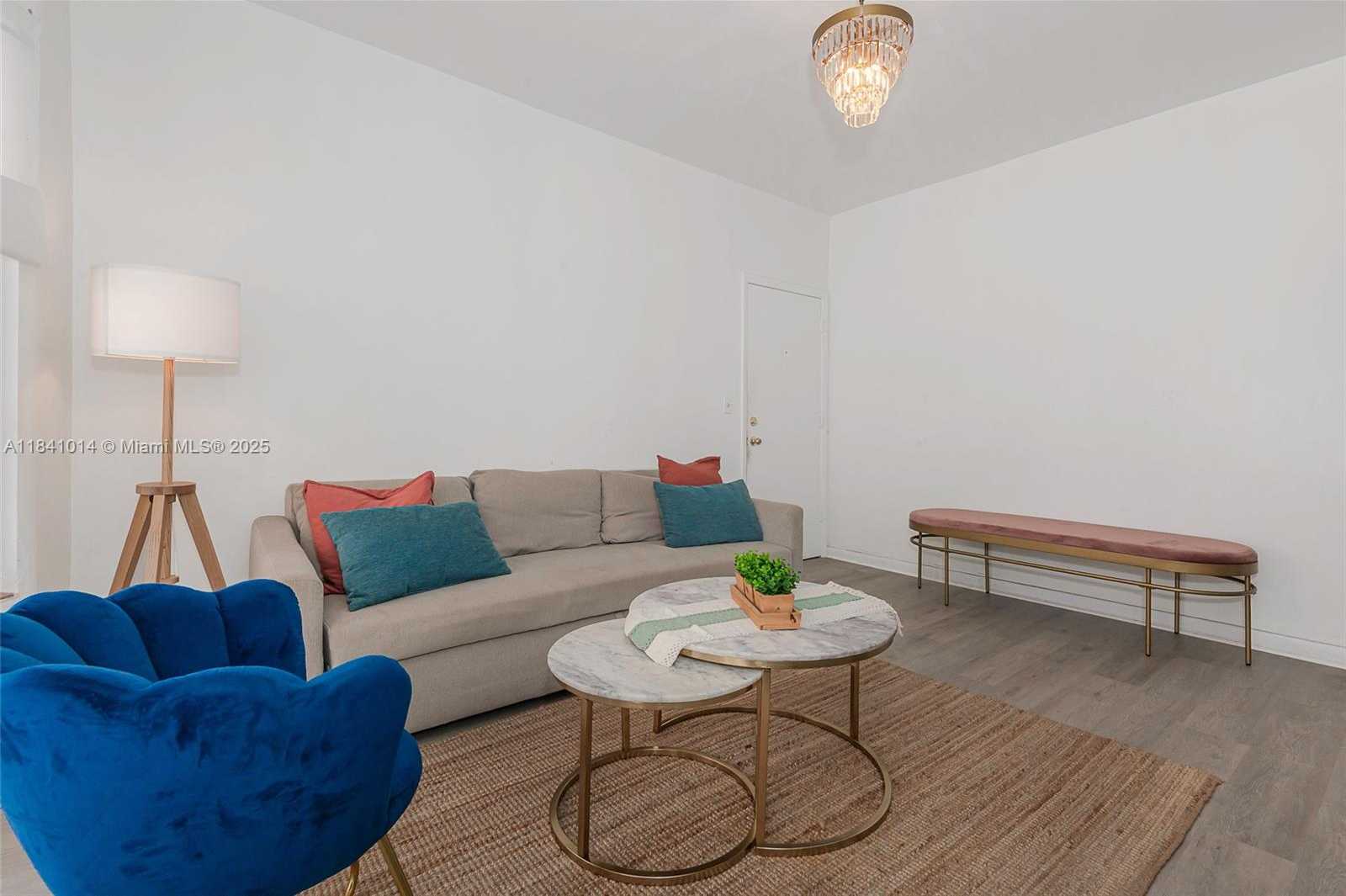 Small Image of 530 15TH ST #104, Miami Beach Number 3