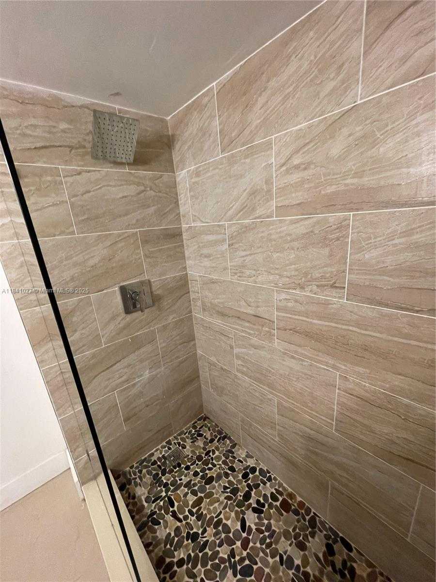 Small Image of 9735 FONTAINEBLEAU BLVD #G210, Miami Number 14