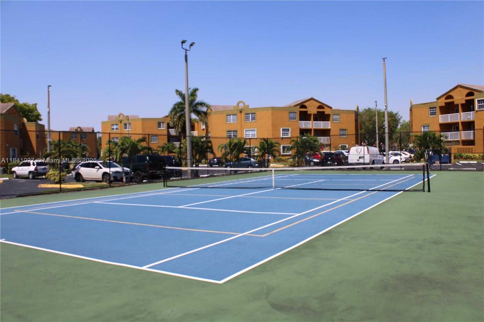 Small Image of 9735 FONTAINEBLEAU BLVD #G210, Miami Number 21