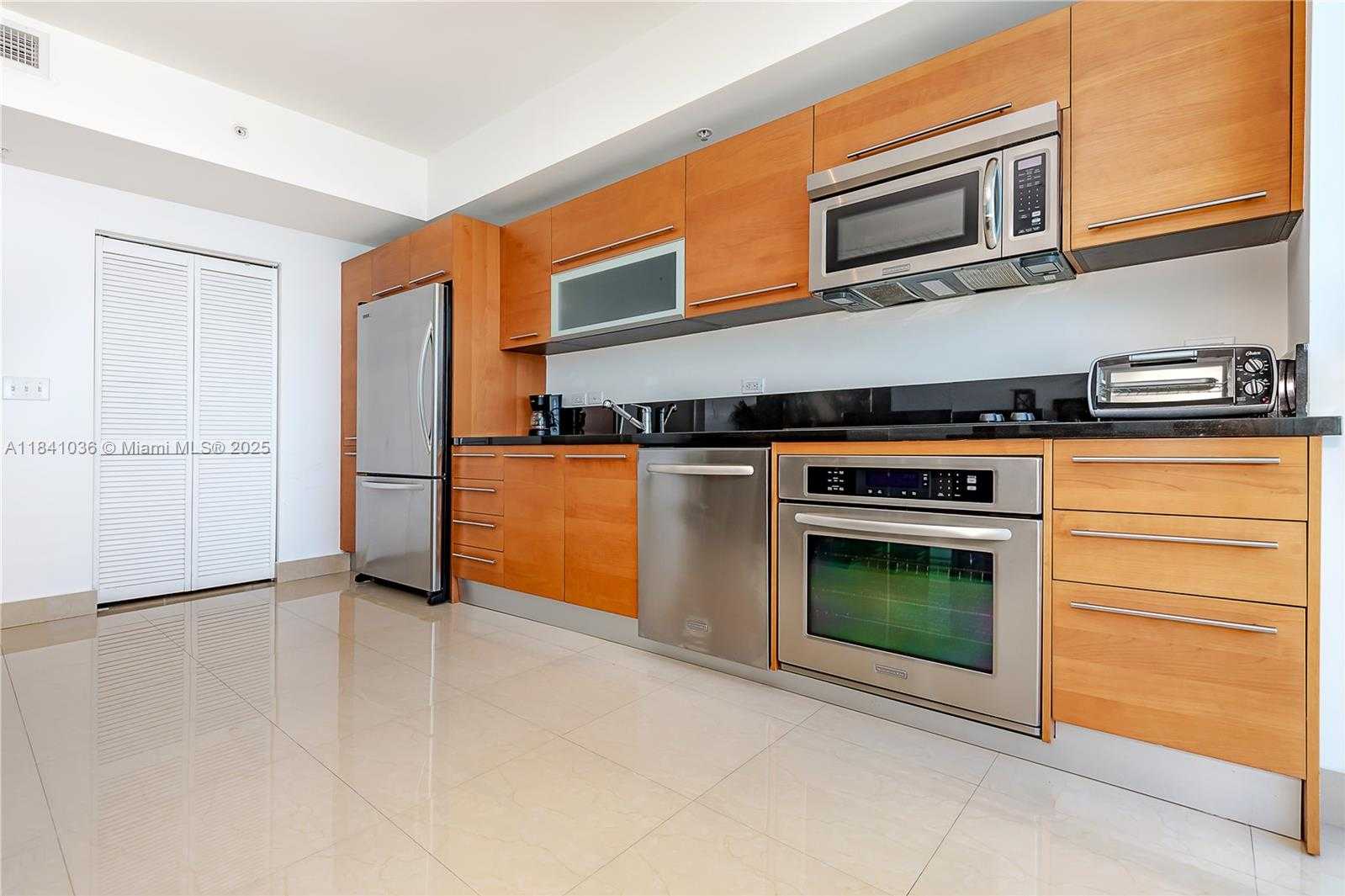 Small Image of 253 NORTH EAST 2ND ST #2805, Miami Number 12