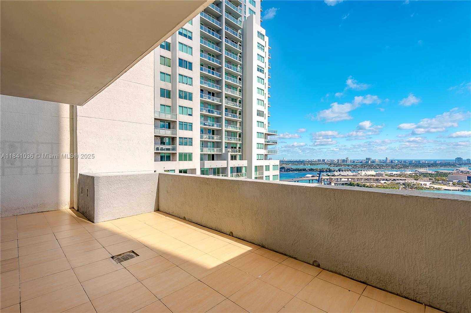 Small Image of 253 NORTH EAST 2ND ST #2805, Miami Number 19