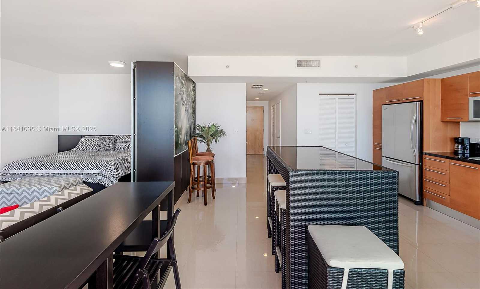Small Image of 253 NORTH EAST 2ND ST #2805, Miami Number 25
