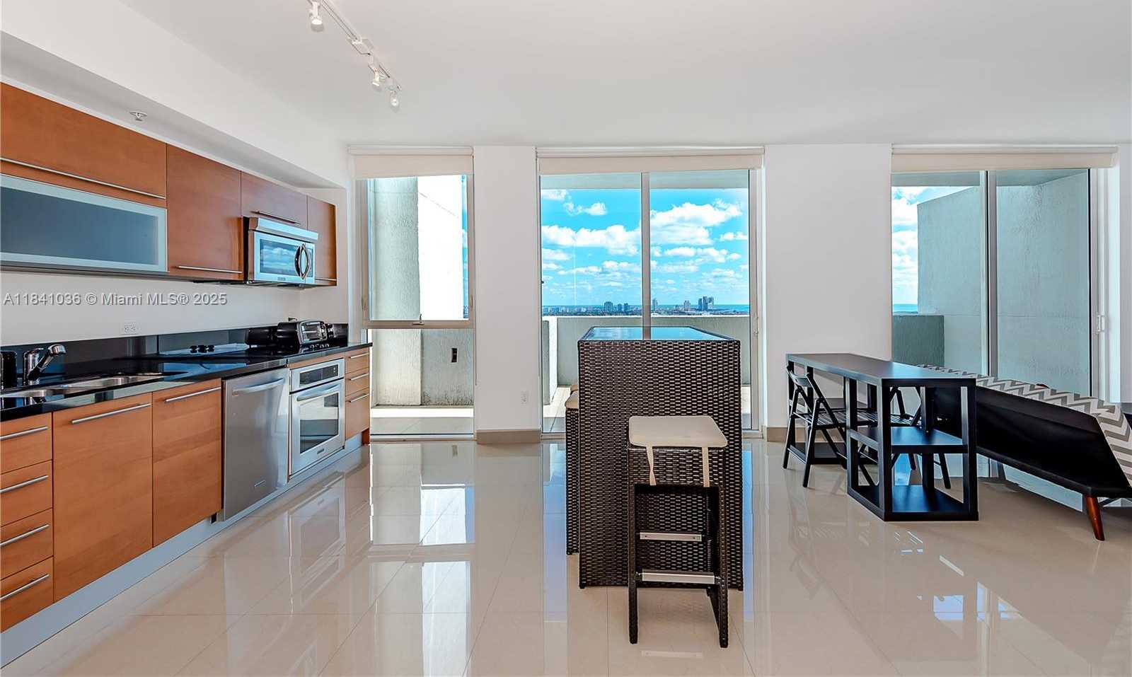 Small Image of 253 NORTH EAST 2ND ST #2805, Miami Number 3