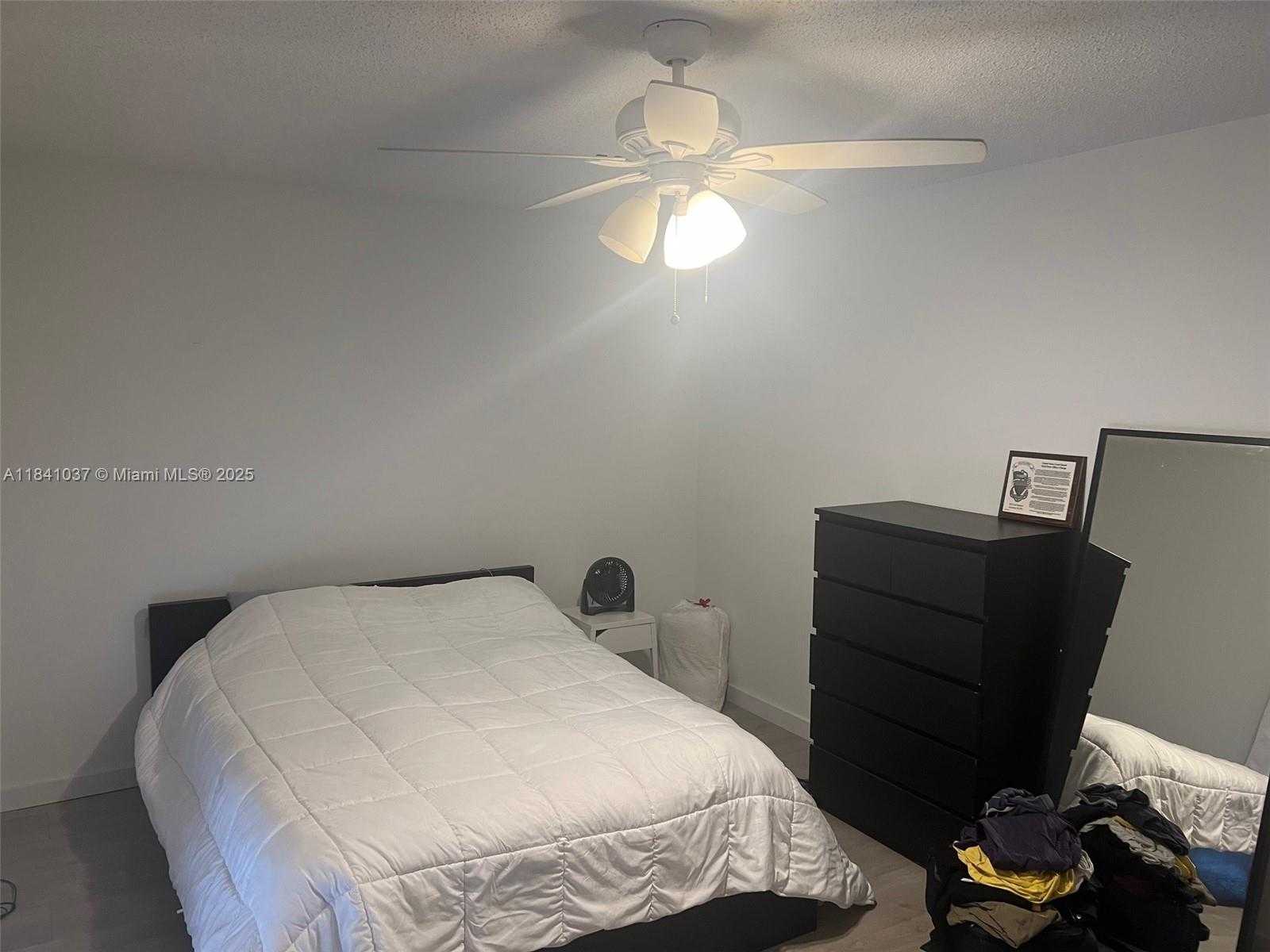 Small Image of 11246 SOUTH WEST 104TH ST, Miami Number 8
