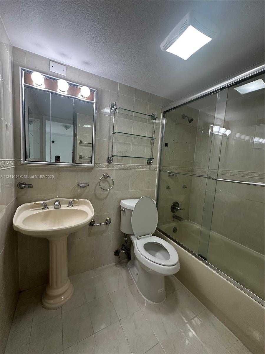 Small Image of 4845 NORTH WEST 7TH ST #301-5, Miami Number 15