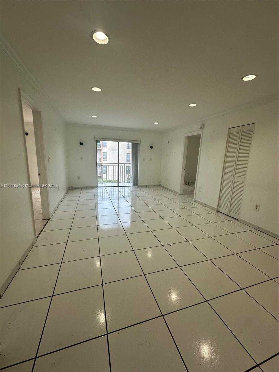Small Image of 4845 NORTH WEST 7TH ST #301-5, Miami Number 6