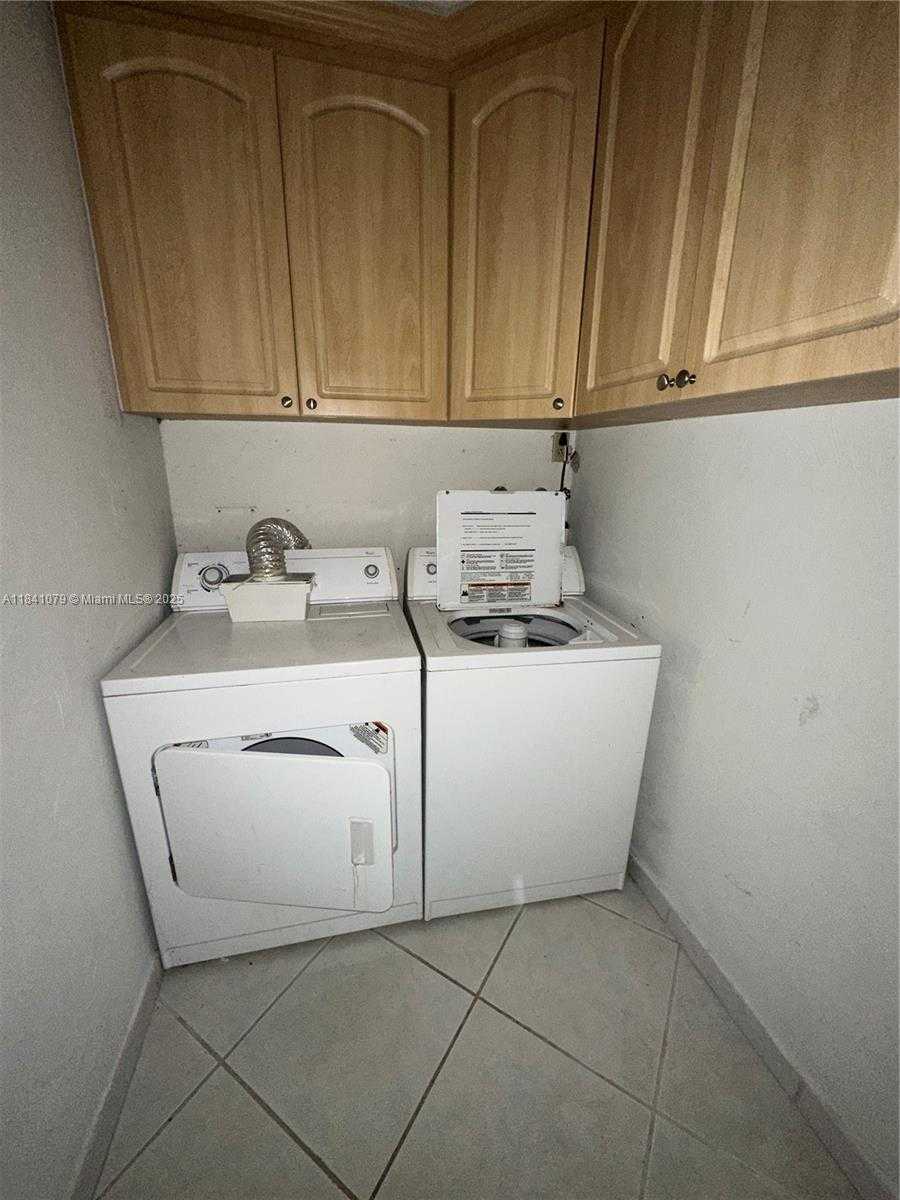 Small Image of 9273 COLLINS AVE #805, Surfside Number 16